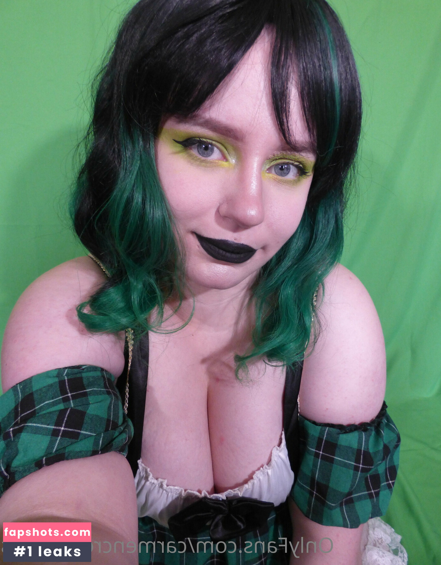 lilithcrossbones Nude Leaks OnlyFans Photos #18 - LeakJerk