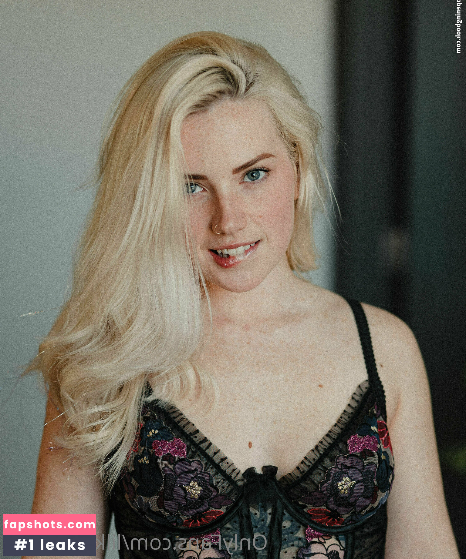 Lilkittyqueen gallery photo #5