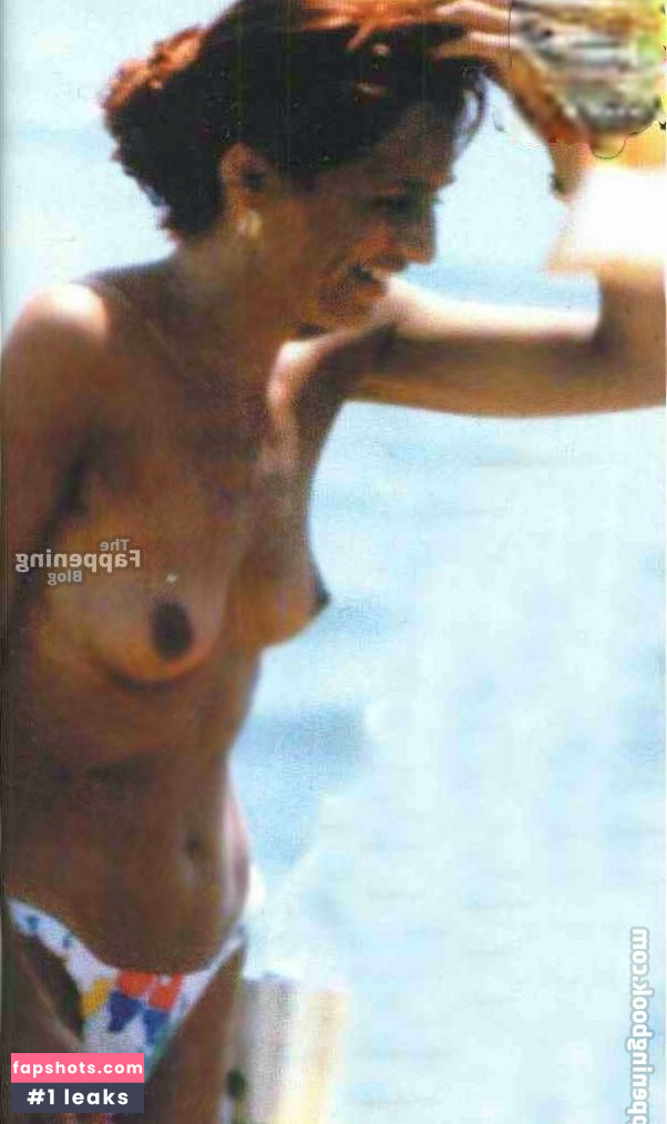 Lilli Gruber Nude Leaks OnlyFans Photos #6 - LeakJerk