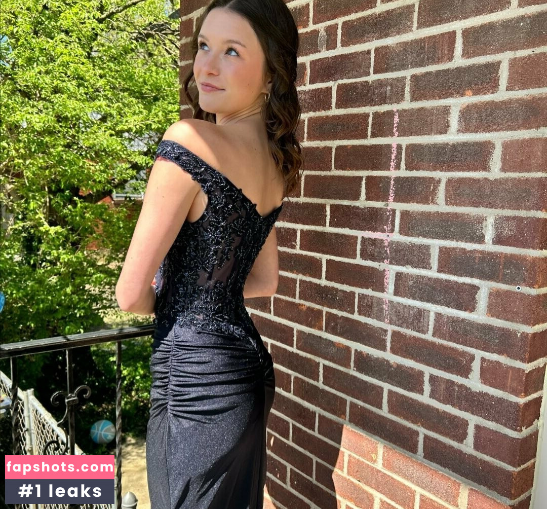 Lillie Goldman gallery photo #7