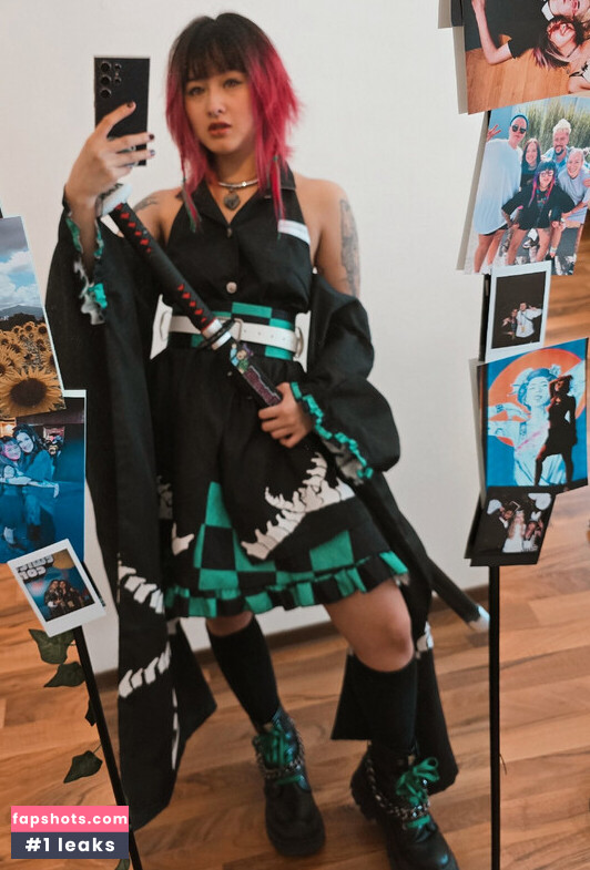 Lillimon gallery photo #14