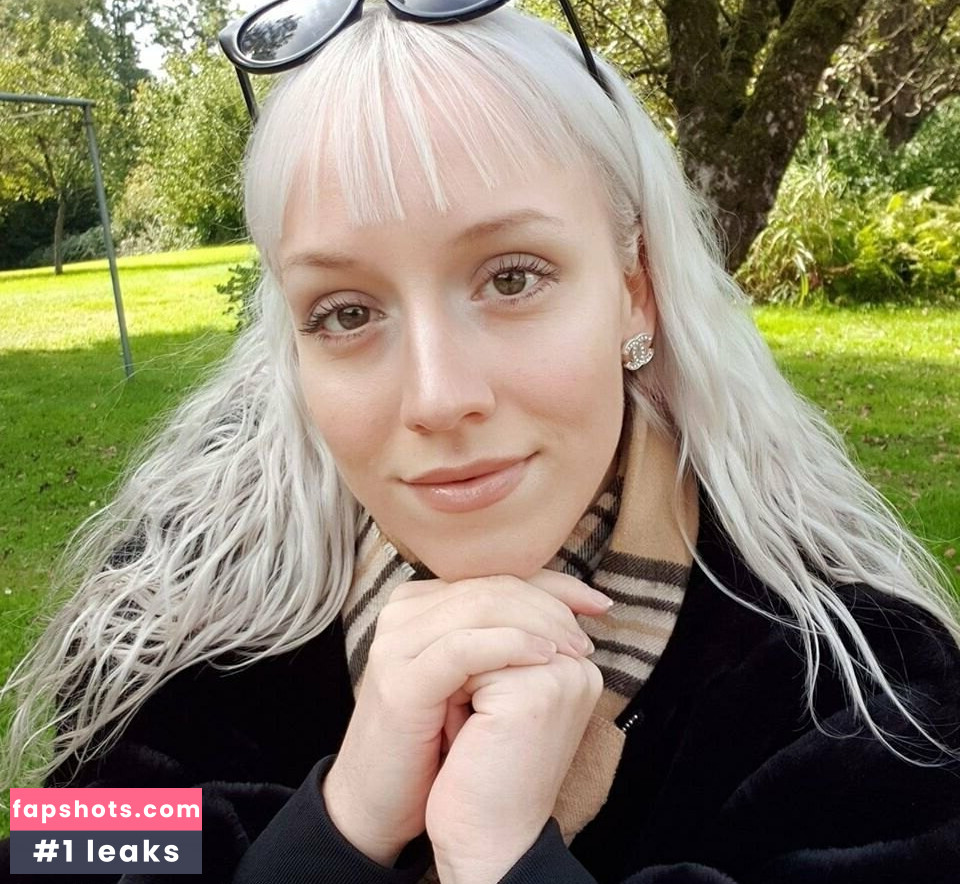 lilly-eth gallery photo #4