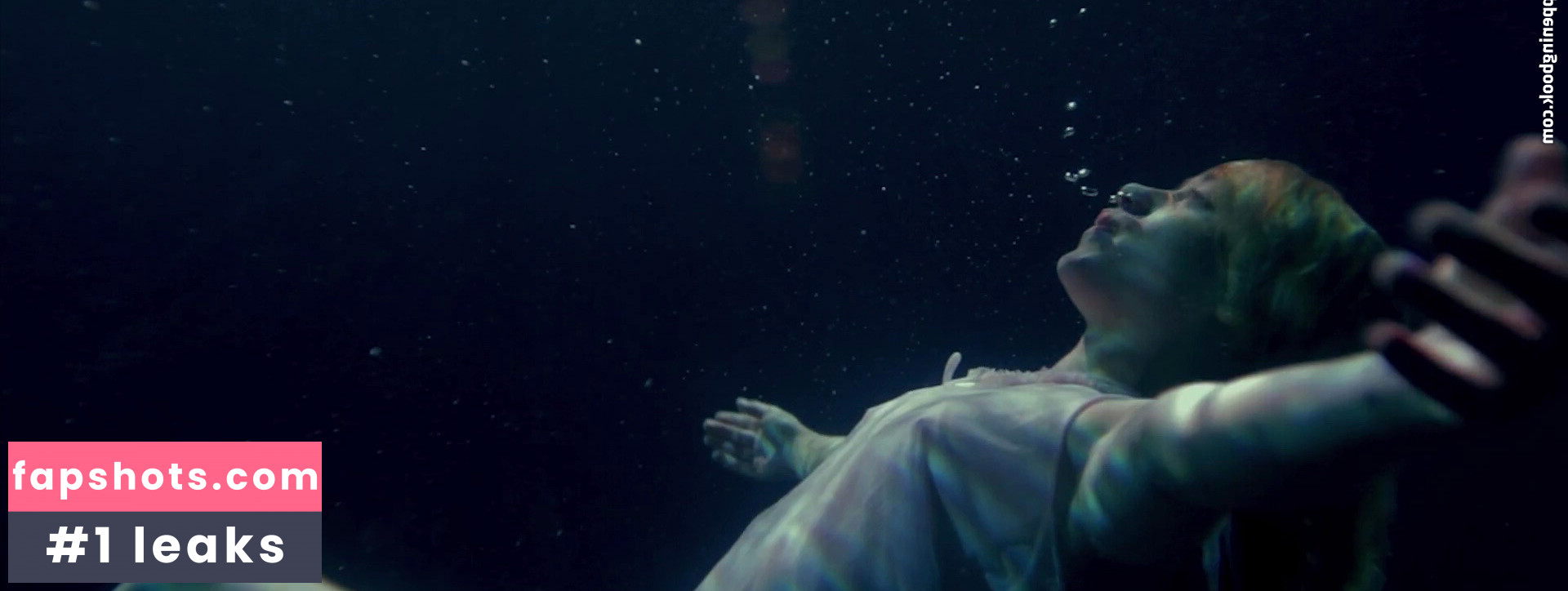 Lilly-Fleur Pointeaux gallery photo #16