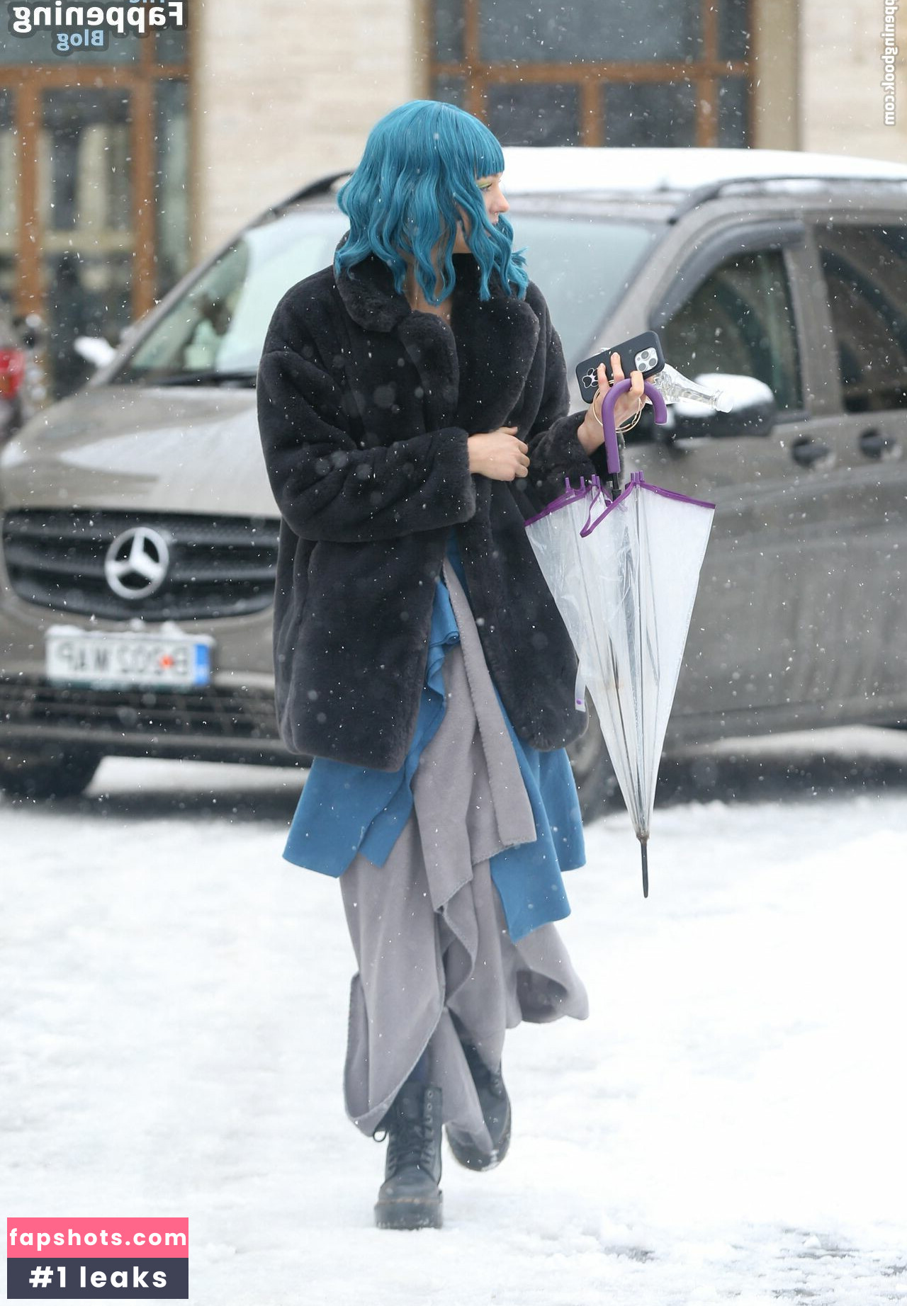 Lilly Krug gallery photo #16