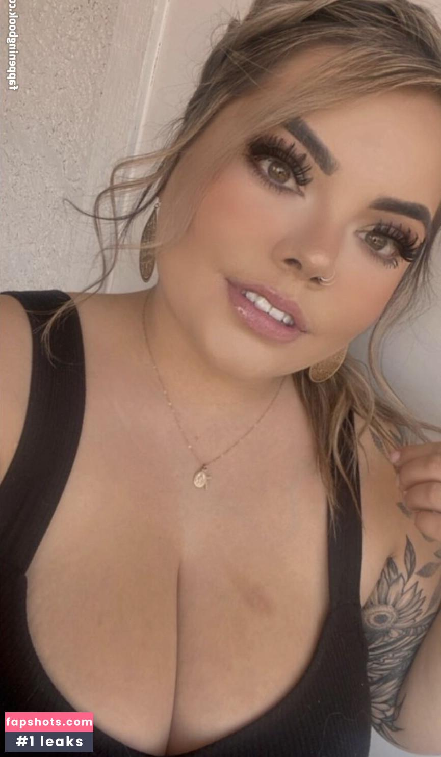 Lilly M gallery photo #11