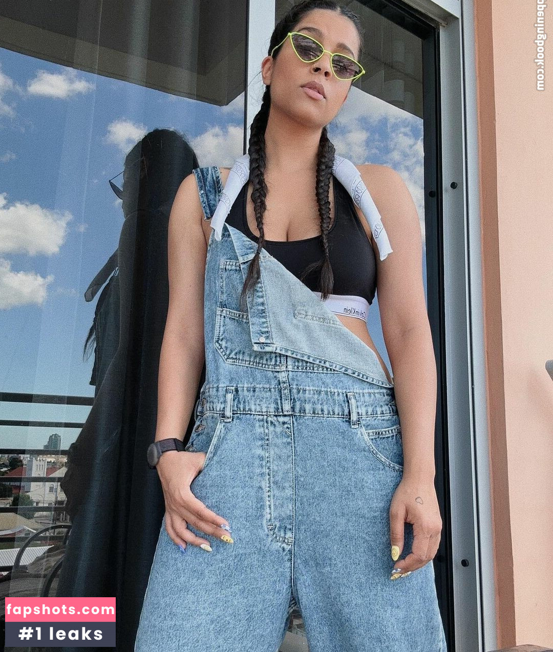 Lilly Singh gallery photo #103