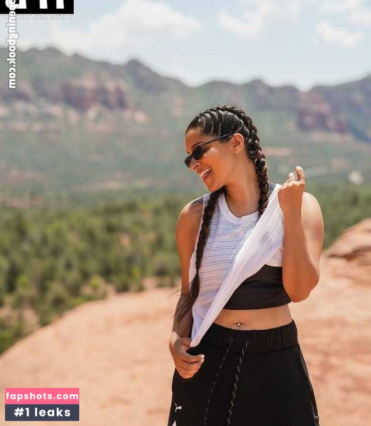 Lilly Singh gallery photo #110