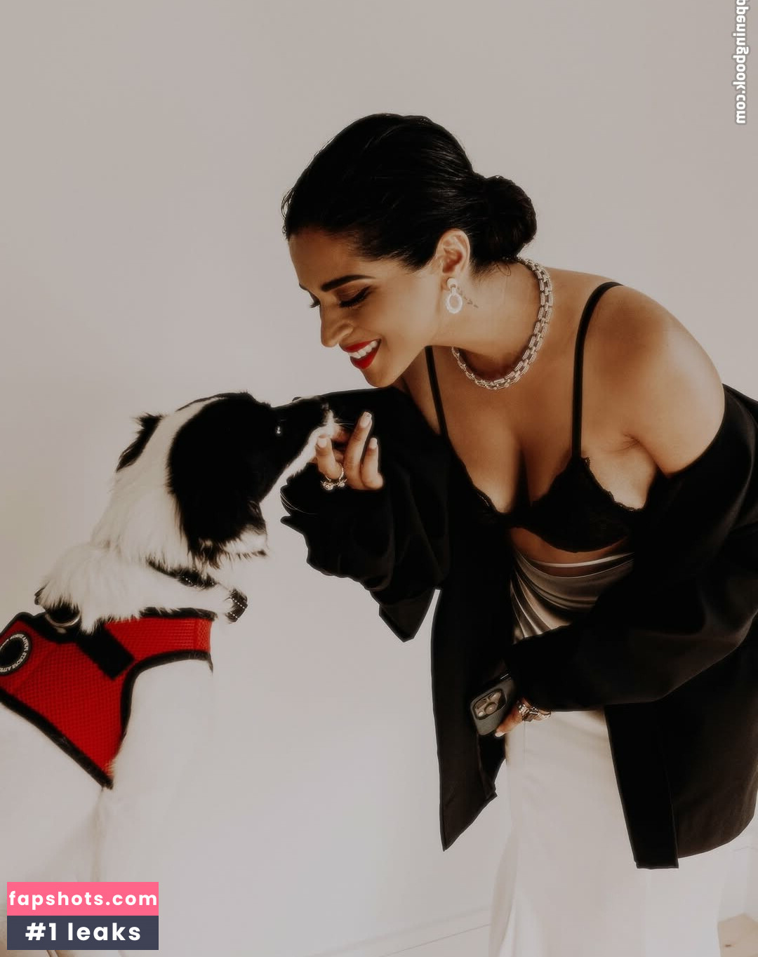 Lilly Singh gallery photo #30