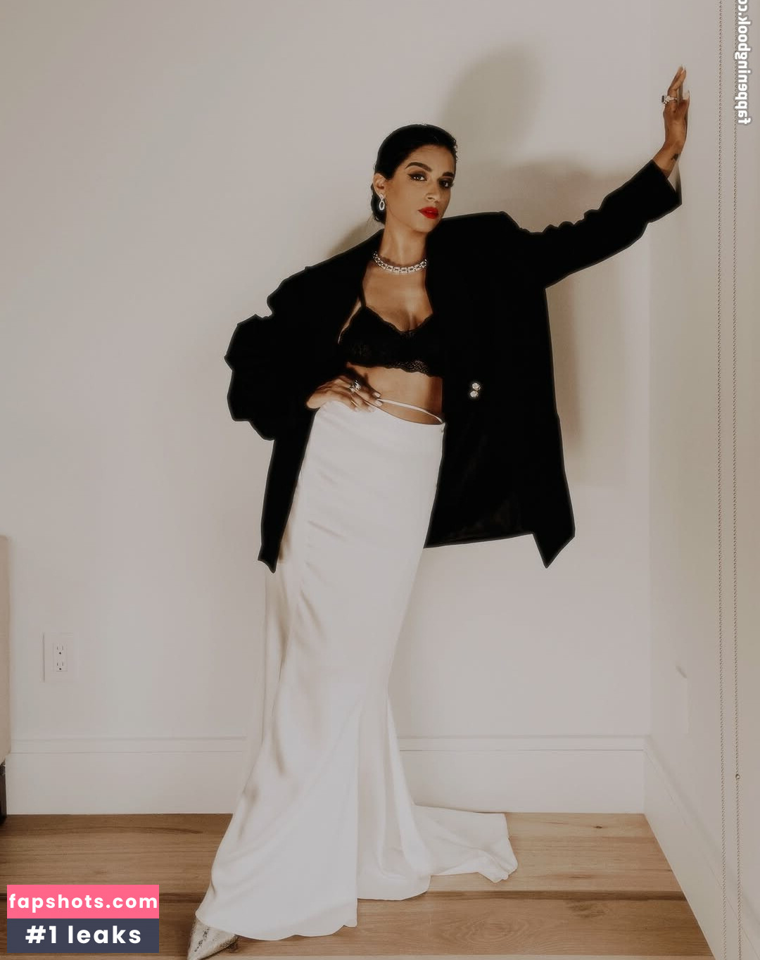 Lilly Singh gallery photo #35