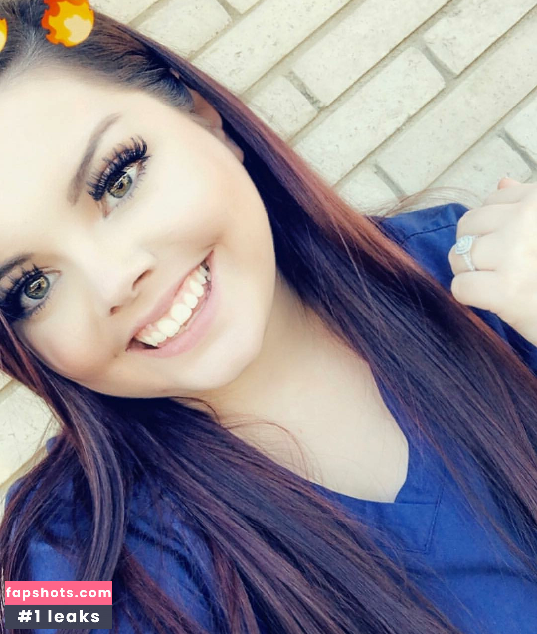 Lilly Zamora gallery photo #4