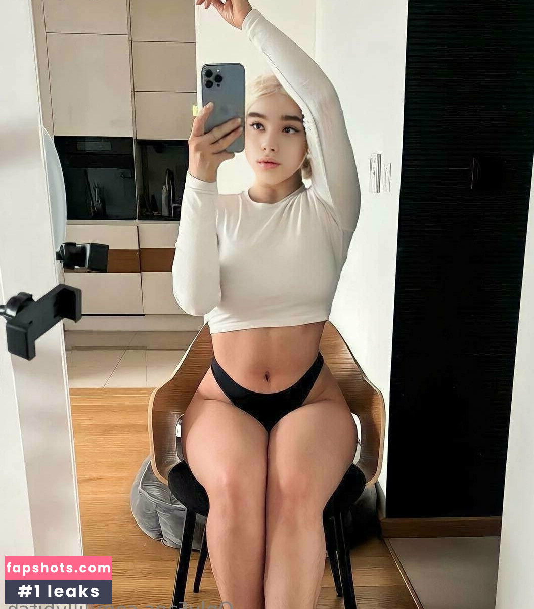 lillybitch gallery photo #16