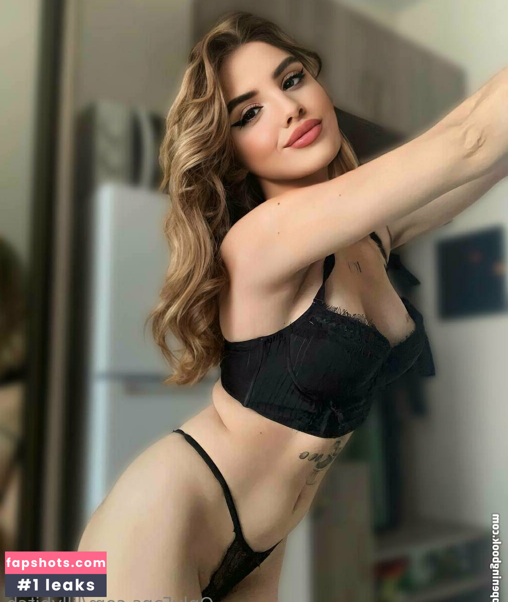 lillybitch gallery photo #33