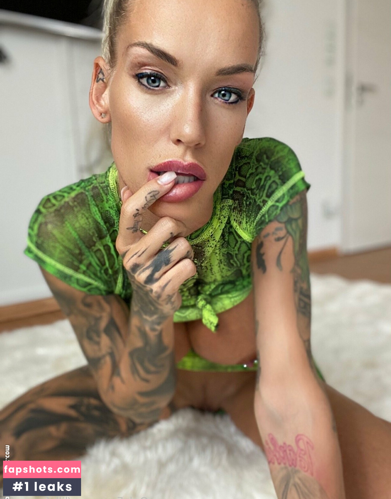 Lillyfee Squirt gallery photo #323