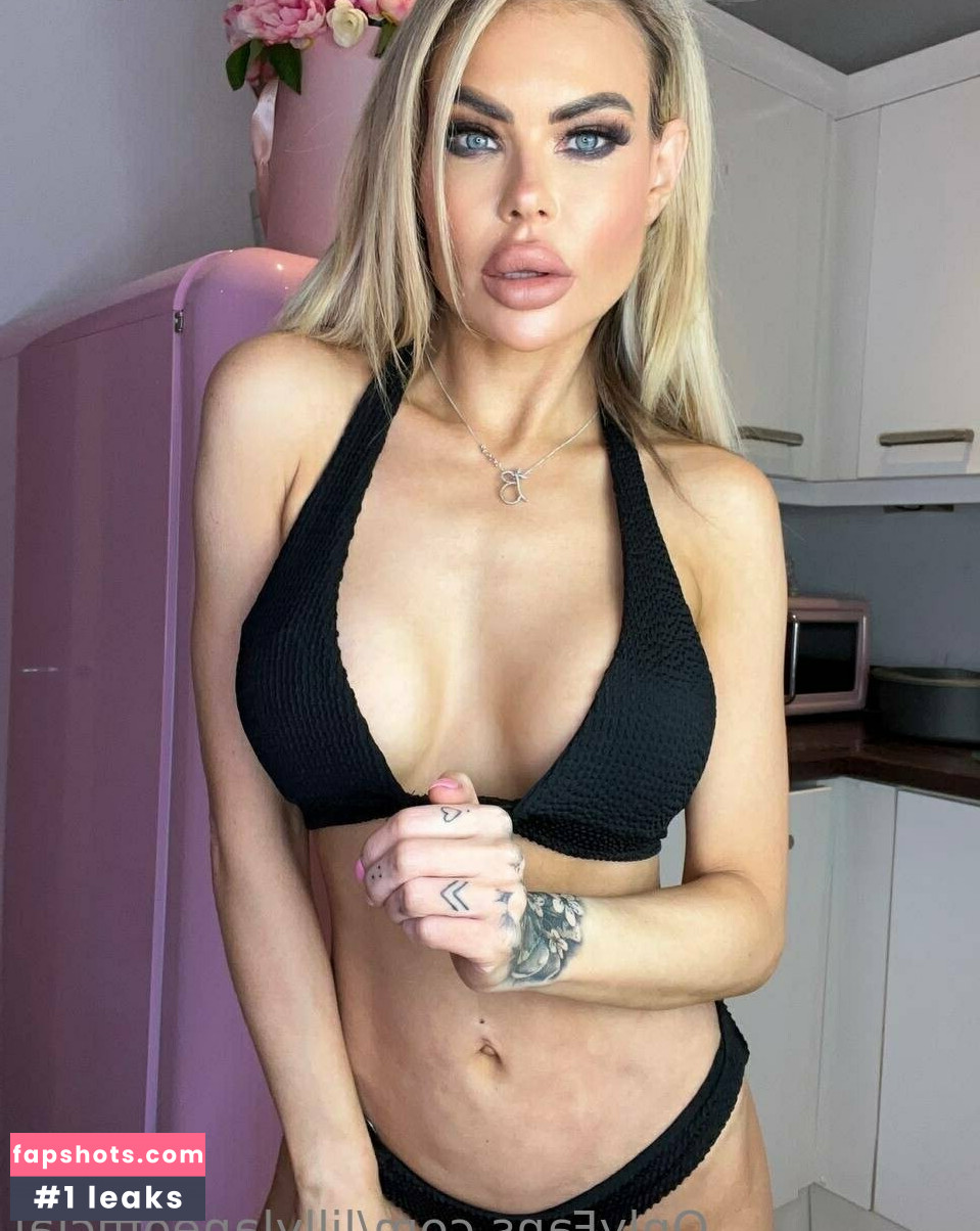 lillylaneofficial gallery photo #23