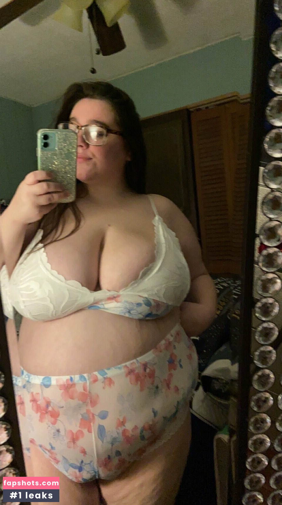 lilpeachpit gallery photo #22