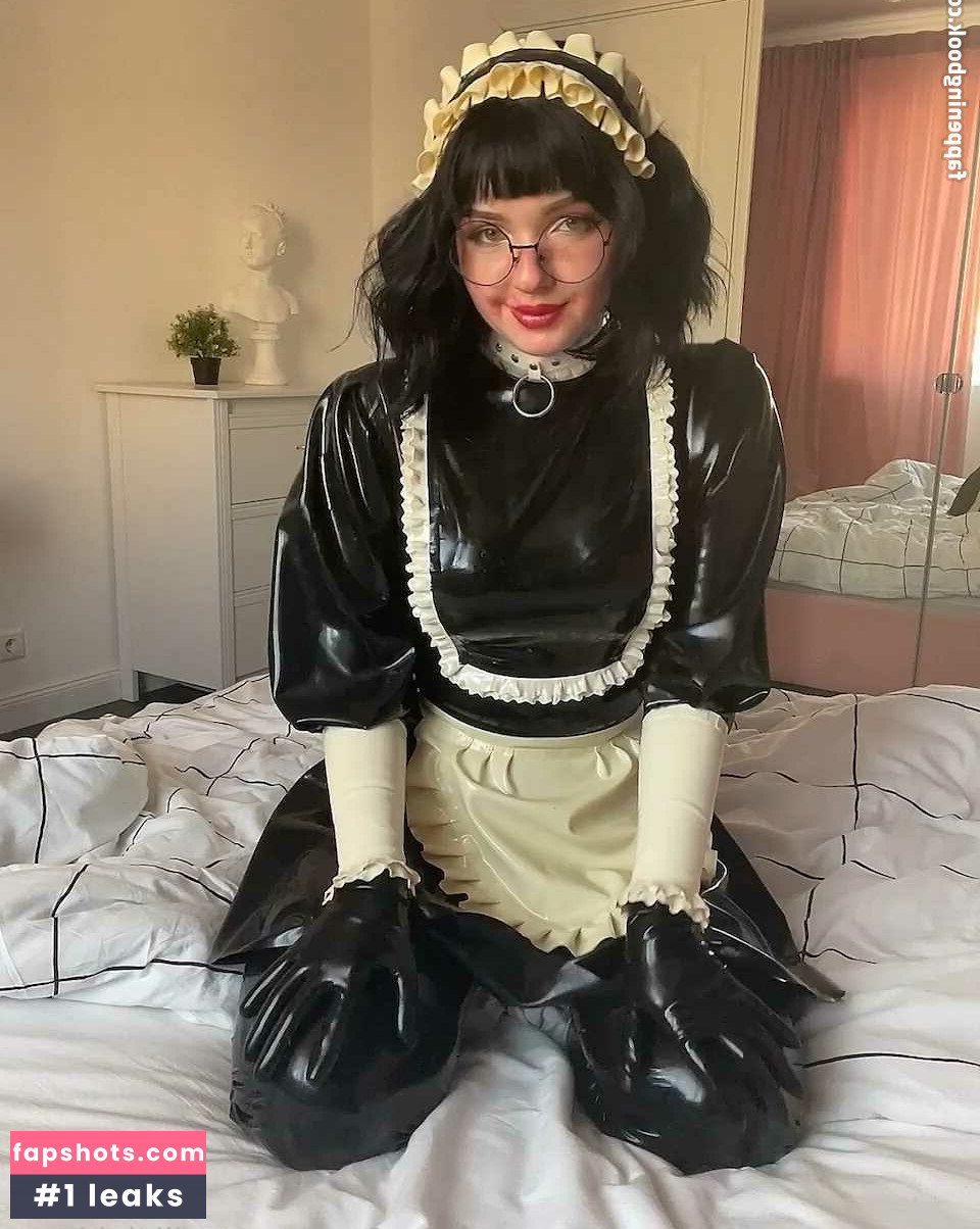 Lilslvkitten gallery photo #23