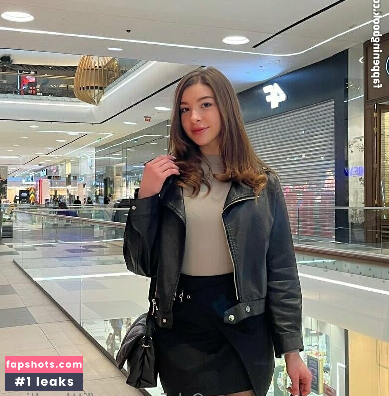 lilu20 gallery photo #17