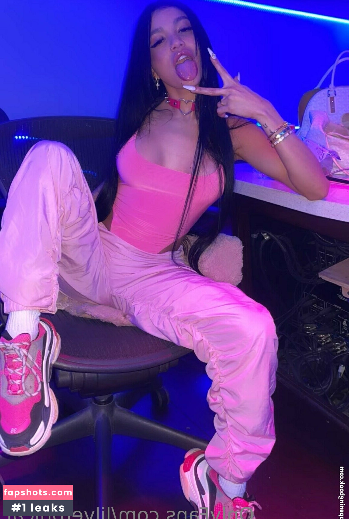 Lilveronicar gallery photo #119