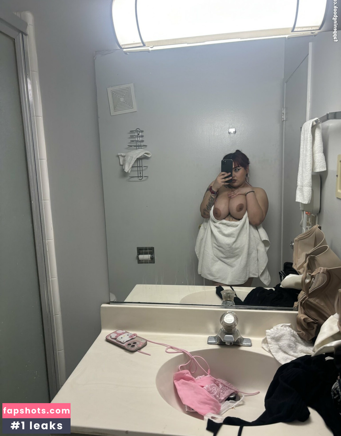 Lily Arceneux gallery photo #5