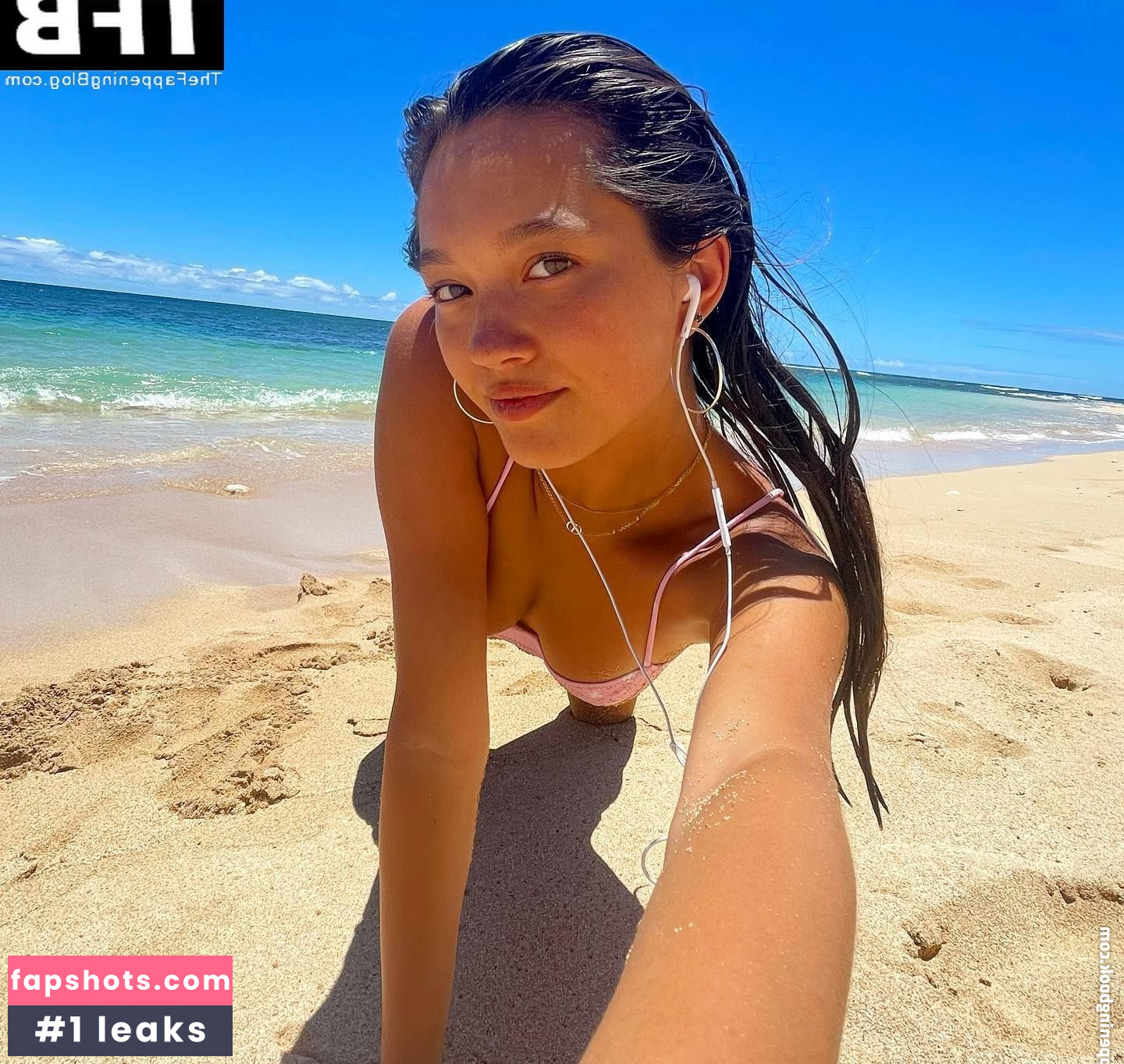 Lily Chee gallery photo #179