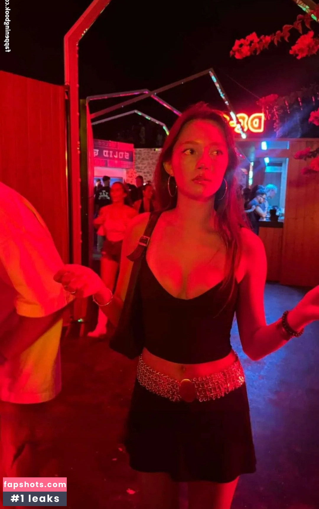 Lily Chee gallery photo #36