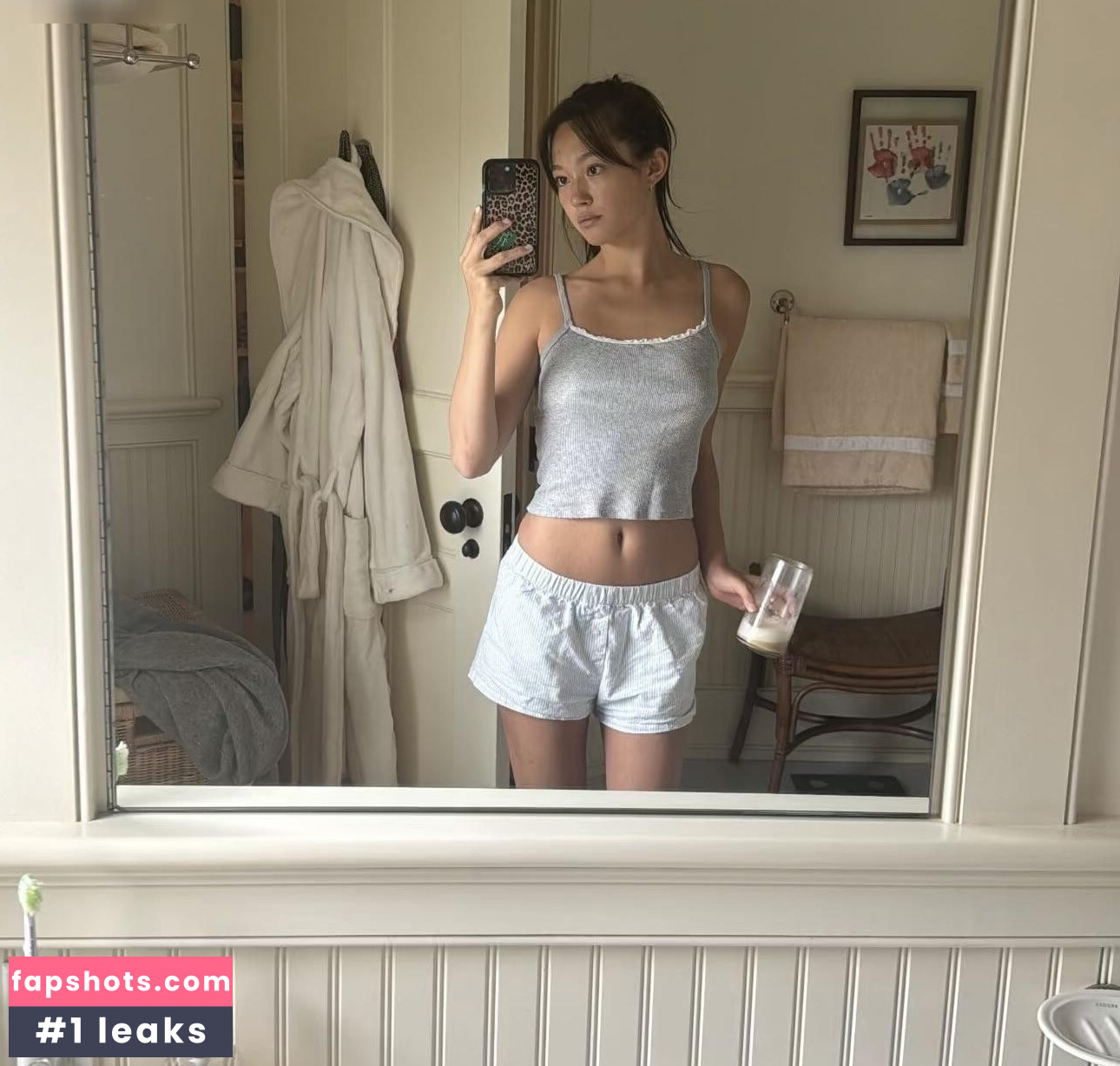 Lily Chee gallery photo #56