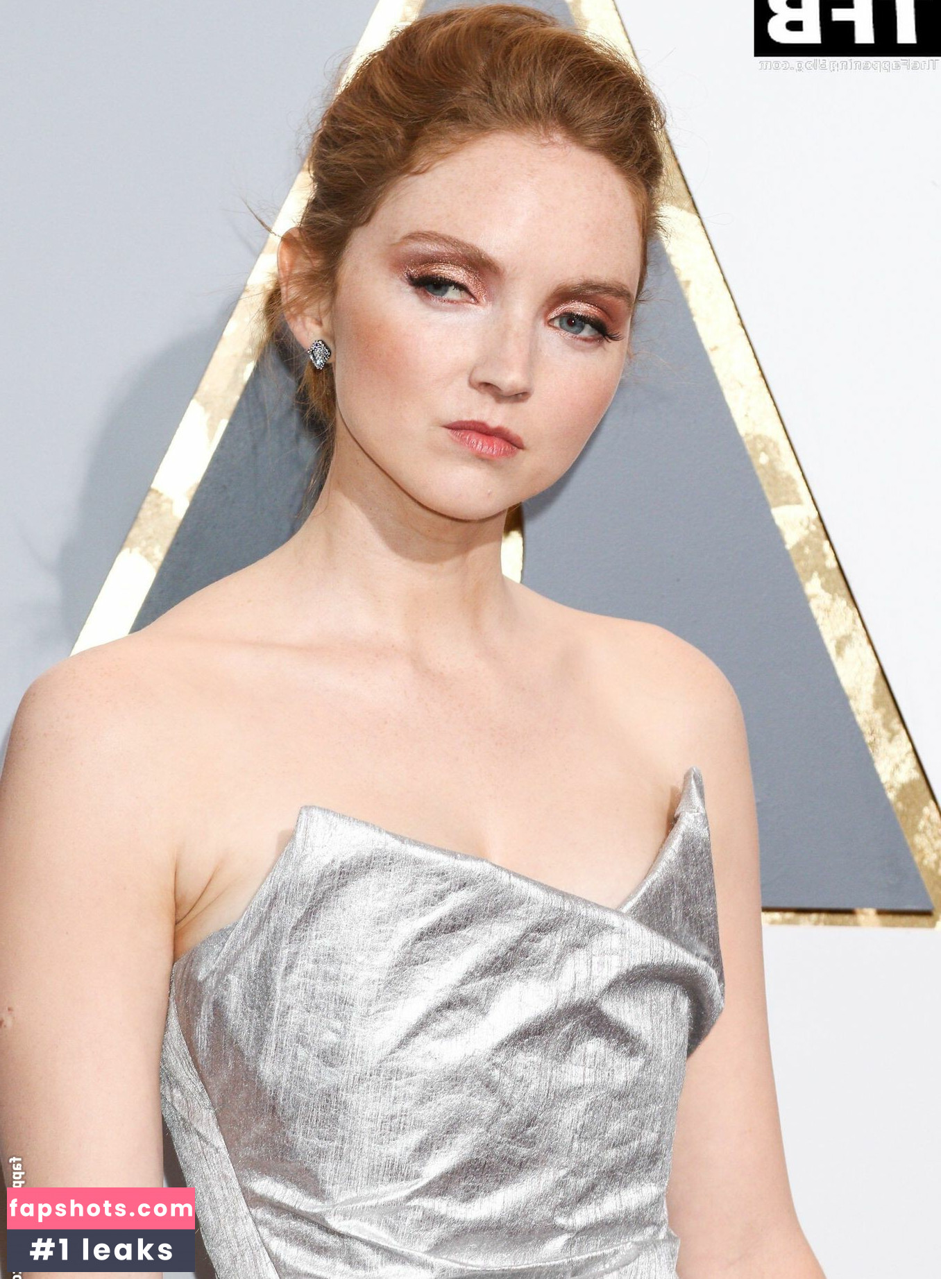 Lily Cole Nahé úniky fotek pouze od fanoušků #13 - Fapshots