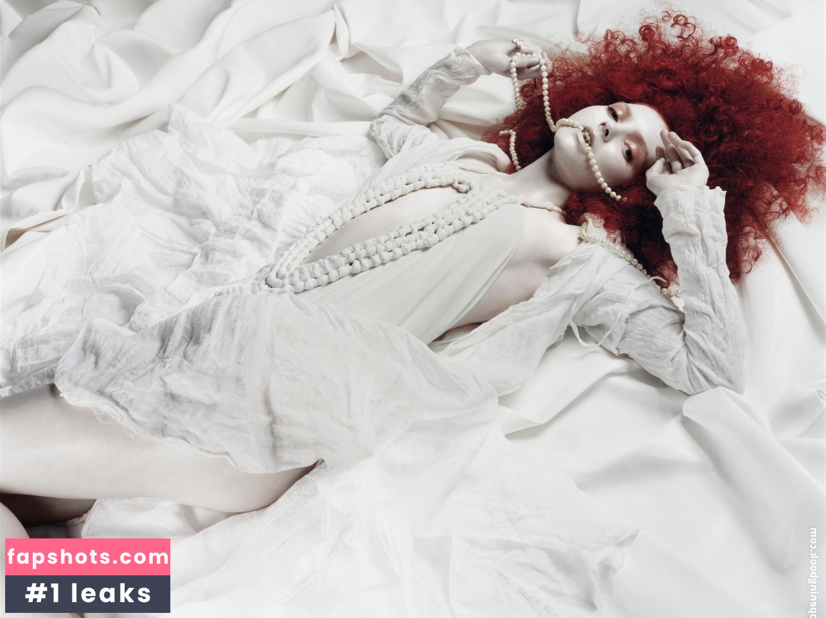 Lily Cole Nahé úniky fotek pouze od fanoušků #79 - Fapshots