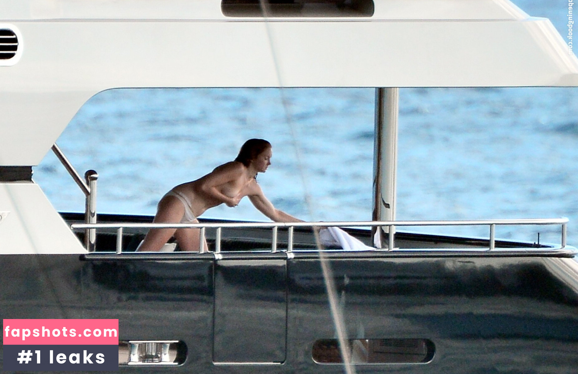 Lily Cole Filtración Desnuda OnlyFans Foto #87 - Fapshots