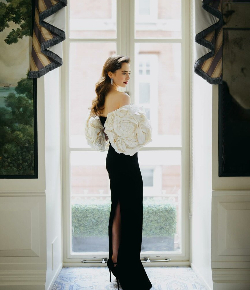 lily-collins Filtración Desnuda OnlyFans Foto #585 - Fapshots