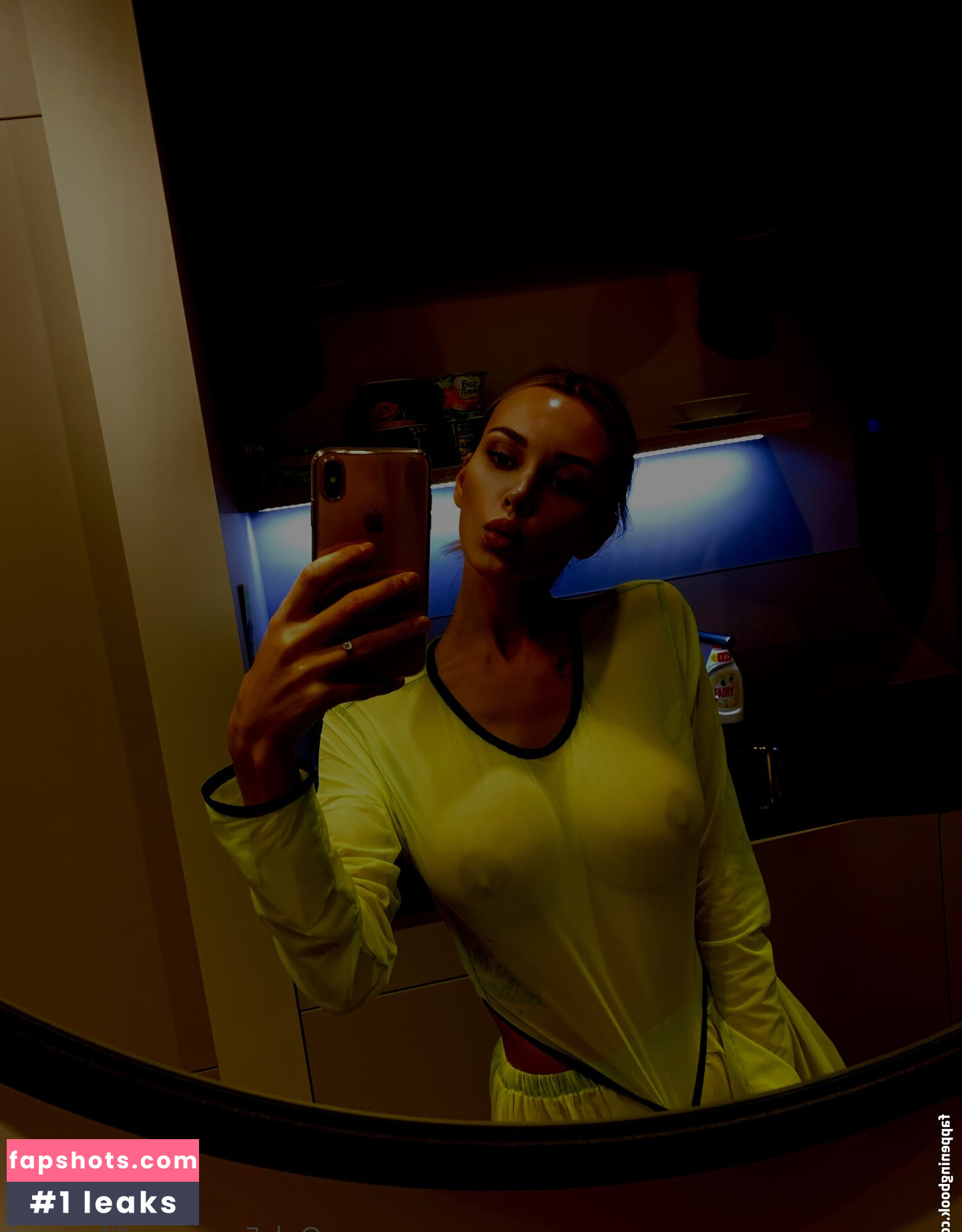 Lily Ermak gallery photo #15