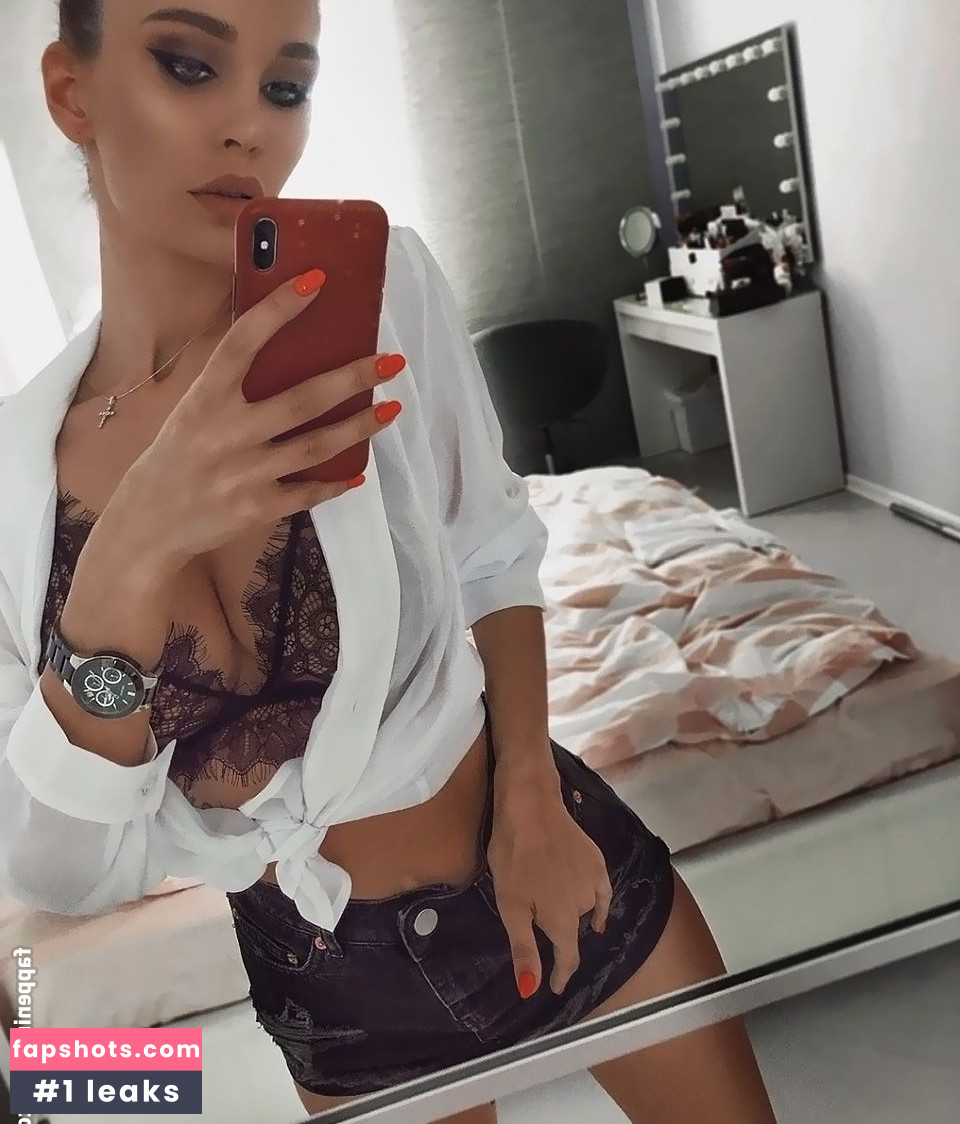 Lily Ermak gallery photo #89