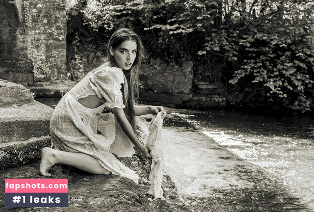 Lily Gilbert gallery photo #10