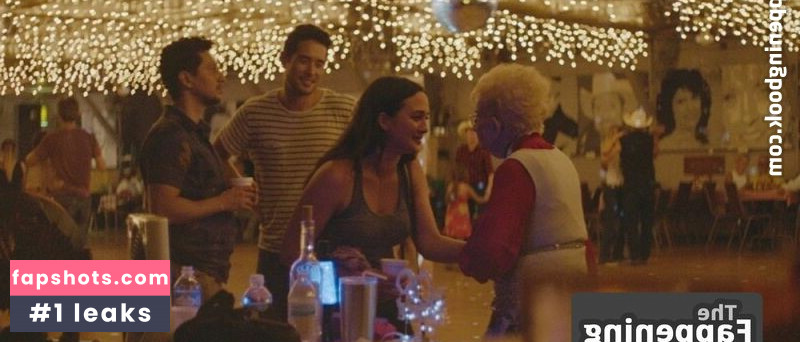 Lily Gladstone gallery photo #4