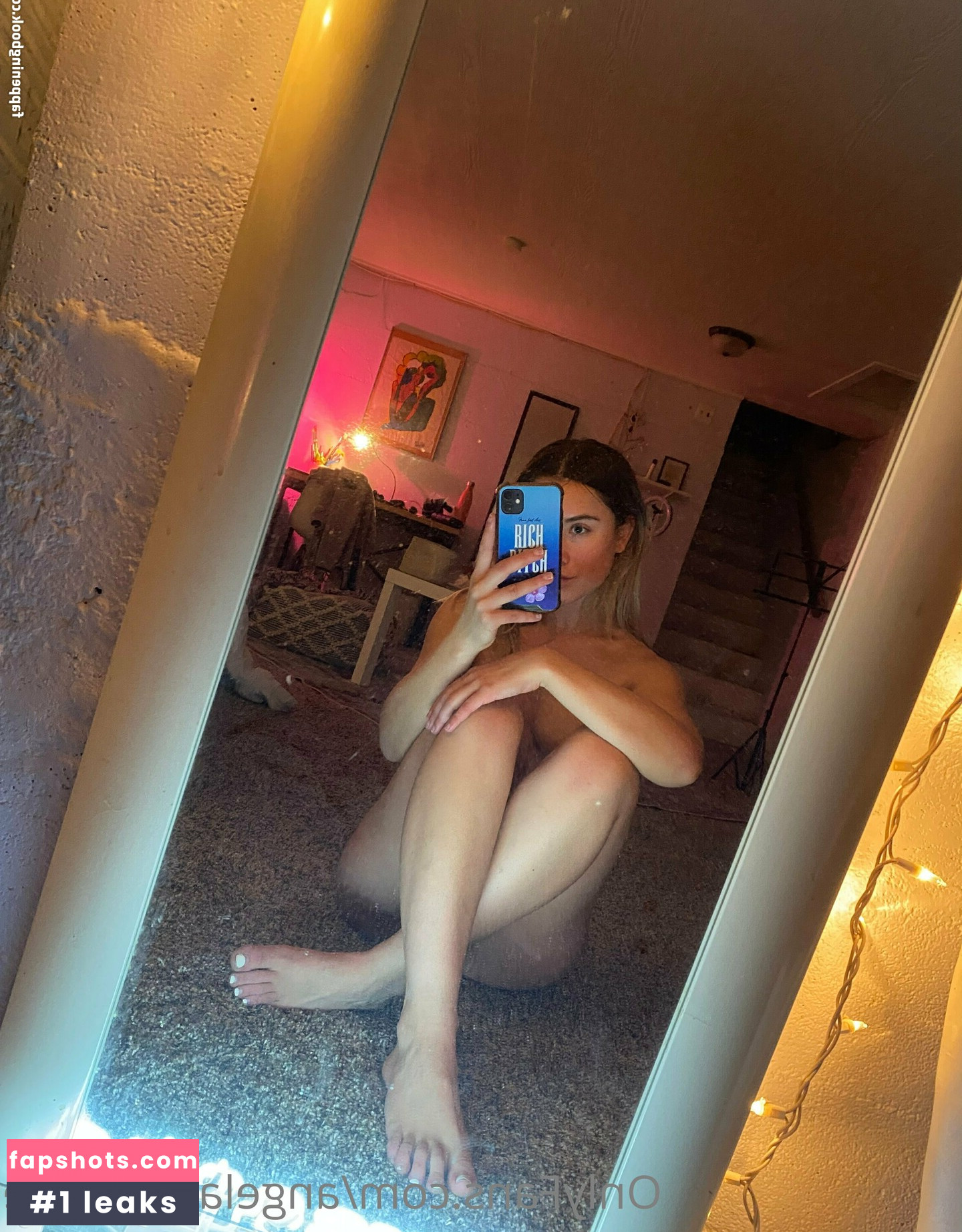 Lily Hale gallery photo #7