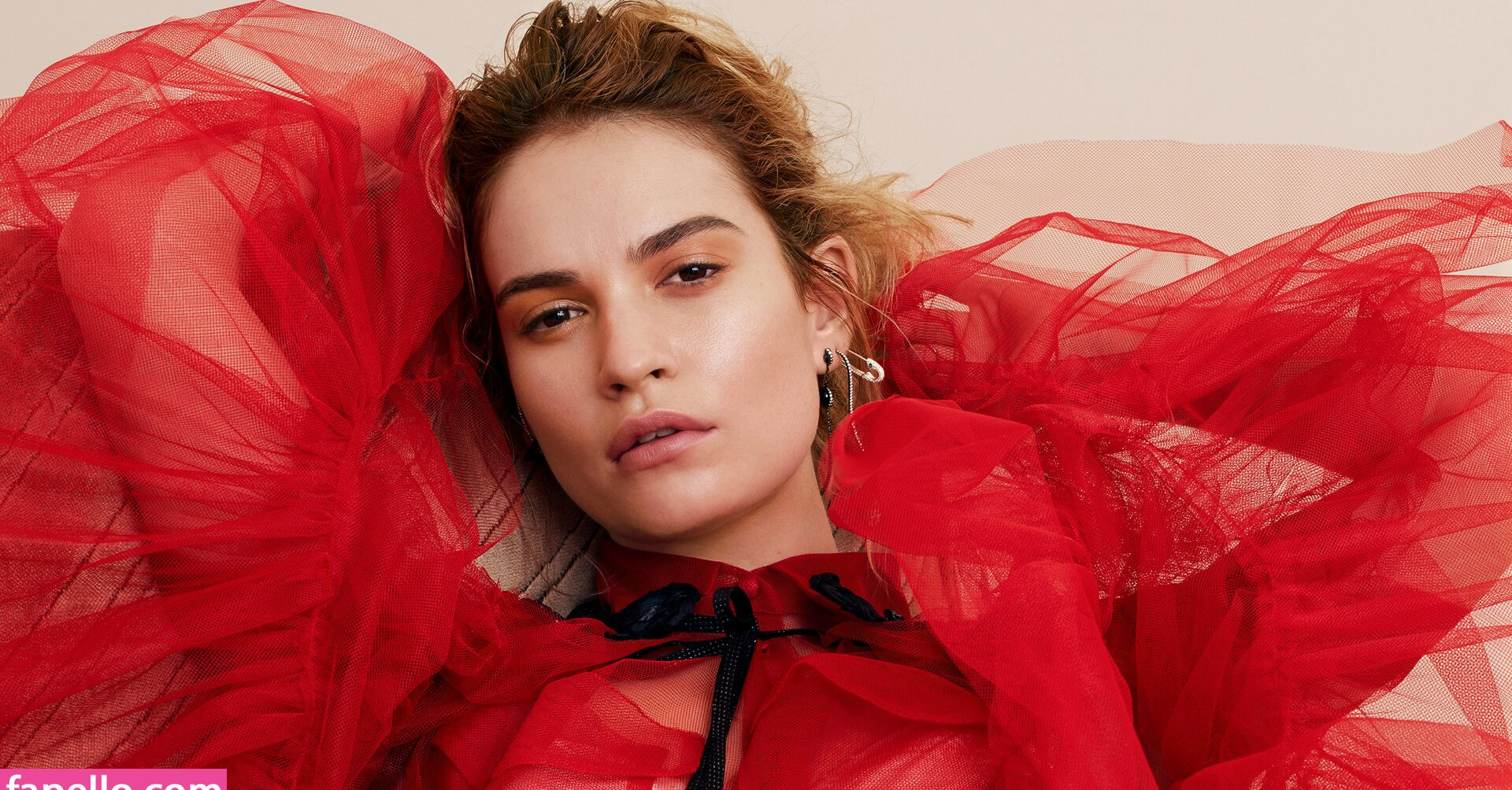 lily-james Filtración Desnuda OnlyFans Foto #967 - Fapshots