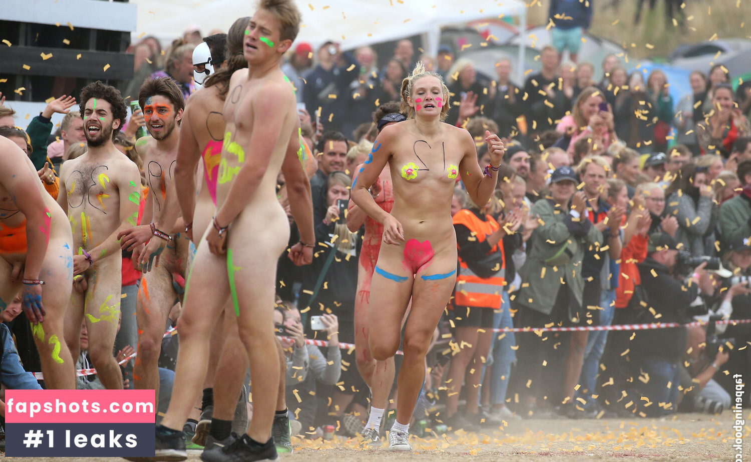 Lily Lowe Nude Leaks OnlyFans Photos #12 - LeakJerk