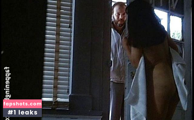 Lily Mariye gallery photo #2