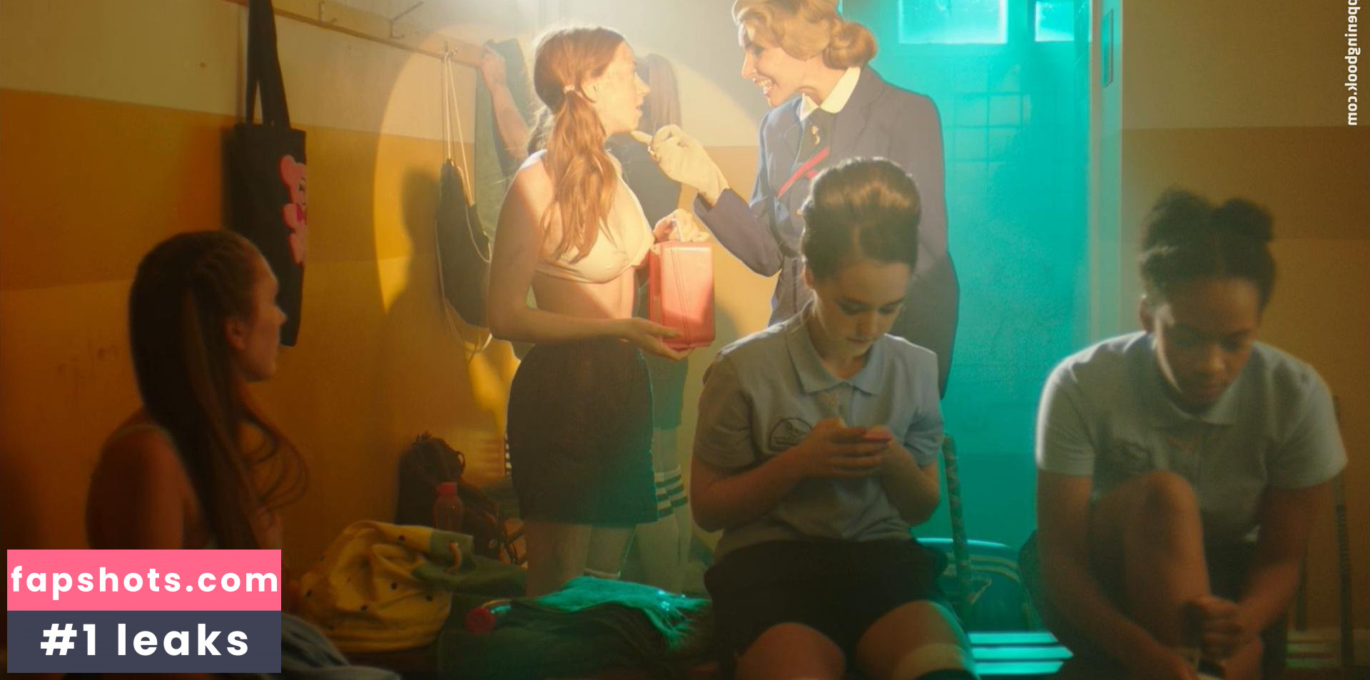 Lily Newmark Nude Leaks OnlyFans Photos #6 - LeakJerk