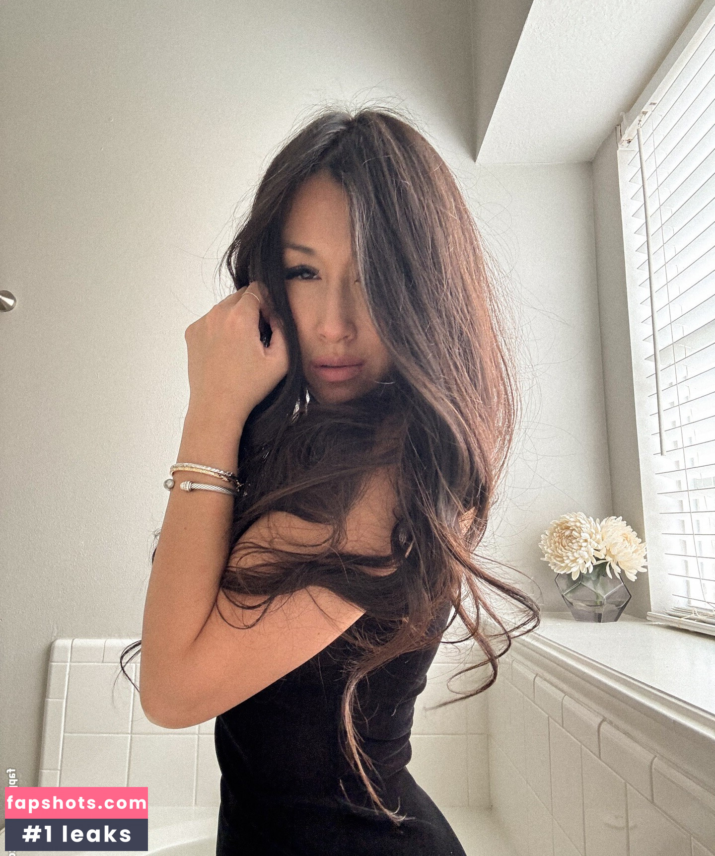 Lily Nguyen Nude Leaks OnlyFans Photos #3 - Fapshots