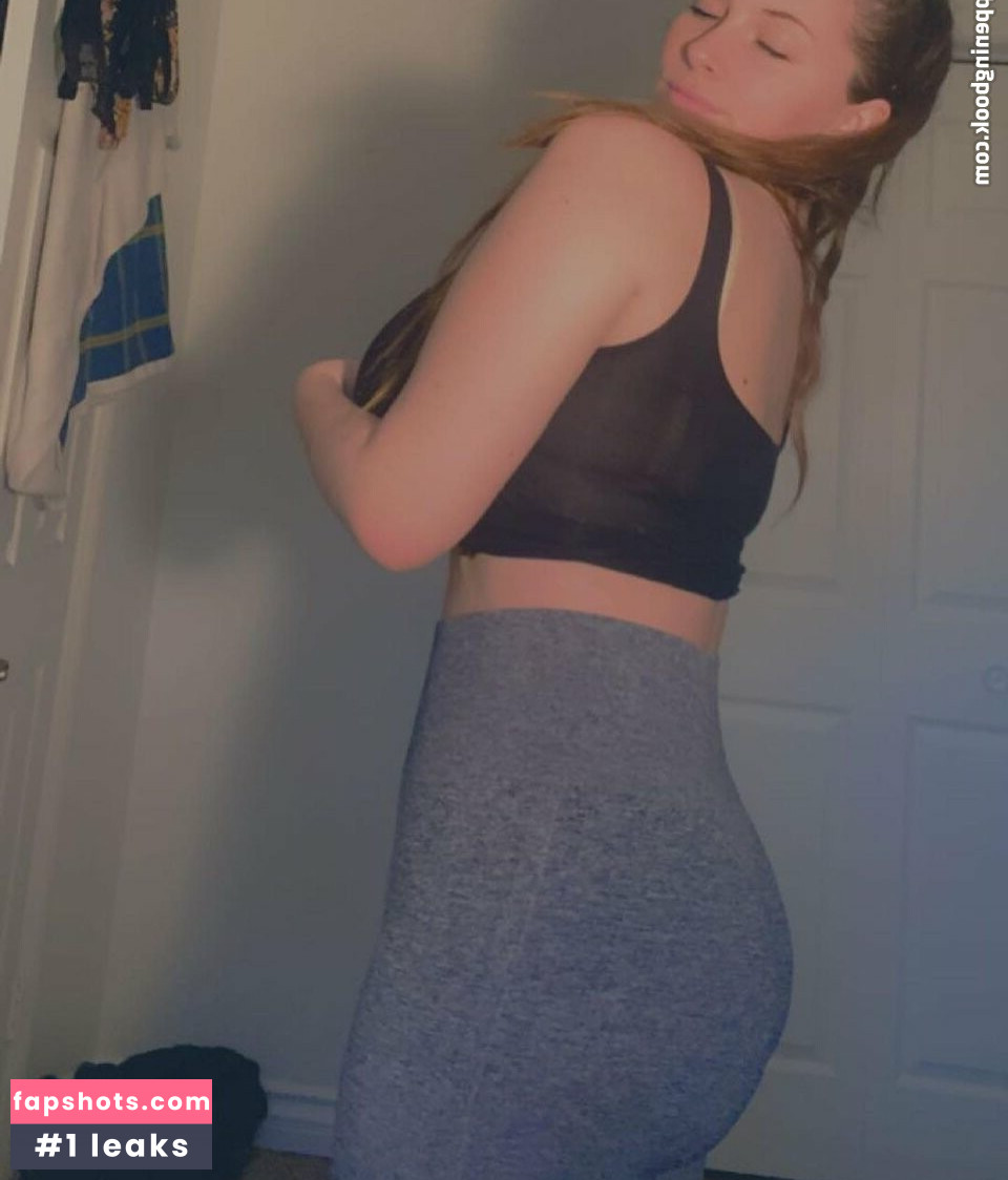 Lily Patrick gallery photo #15