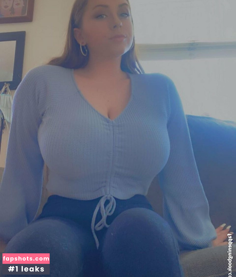 Lily Patrick gallery photo #29