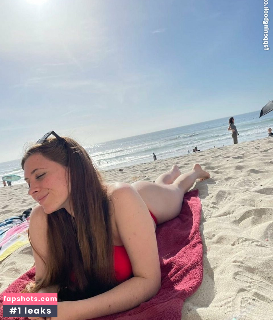 Lily Patrick gallery photo #32