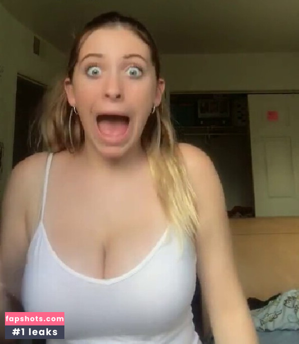 Lily Patrick gallery photo #8