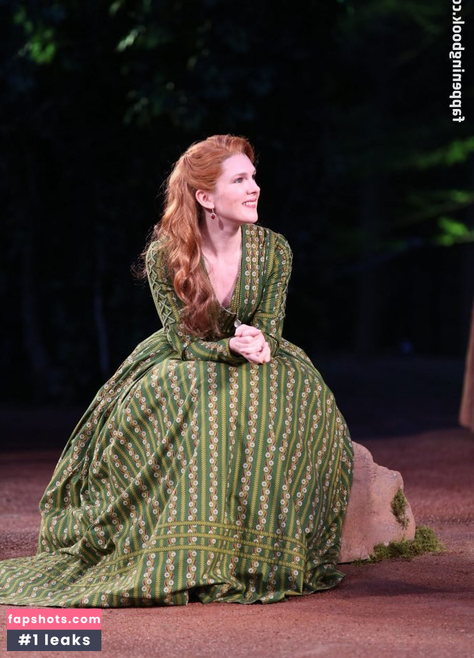 Lily Rabe gallery photo #20