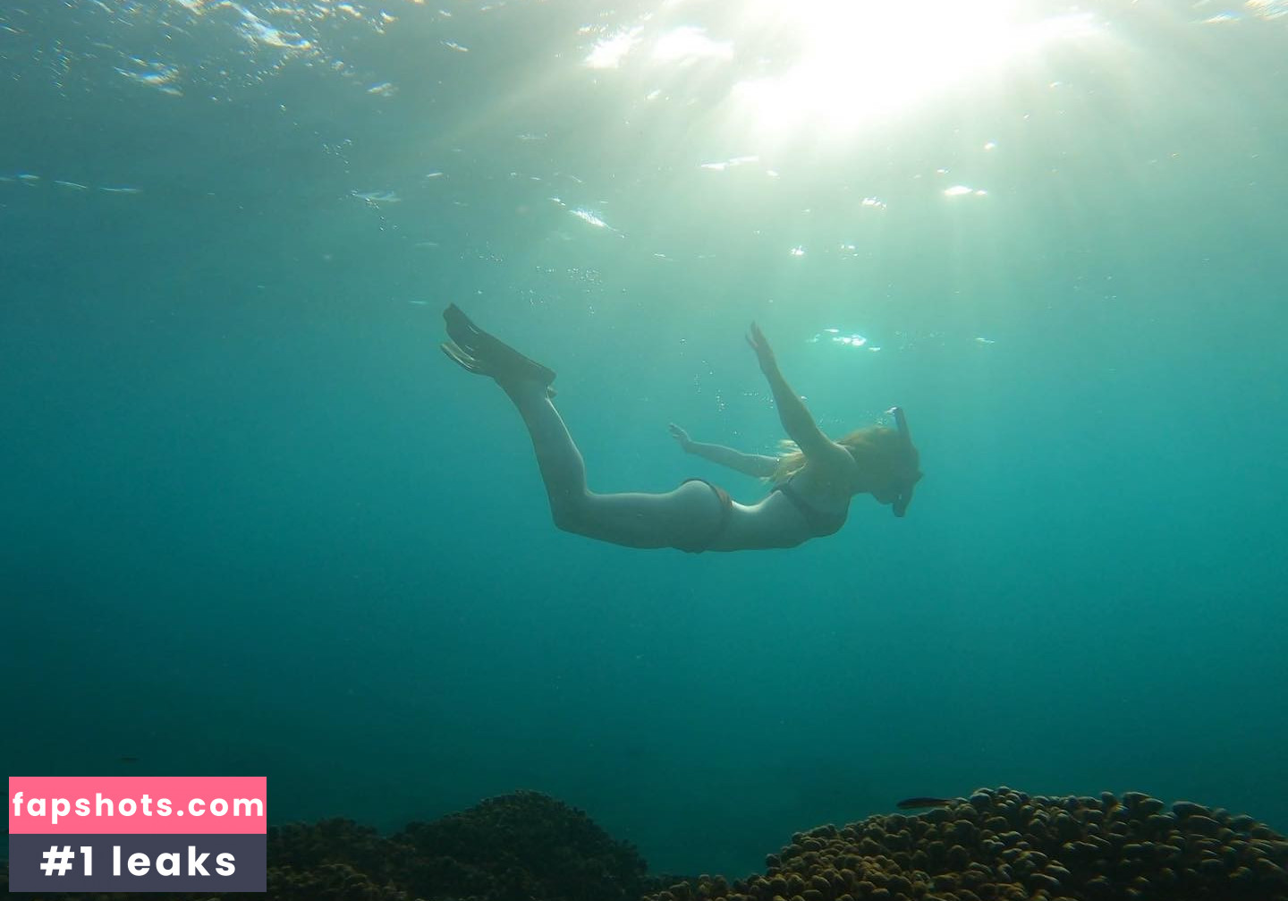 Lily Sheen gallery photo #26