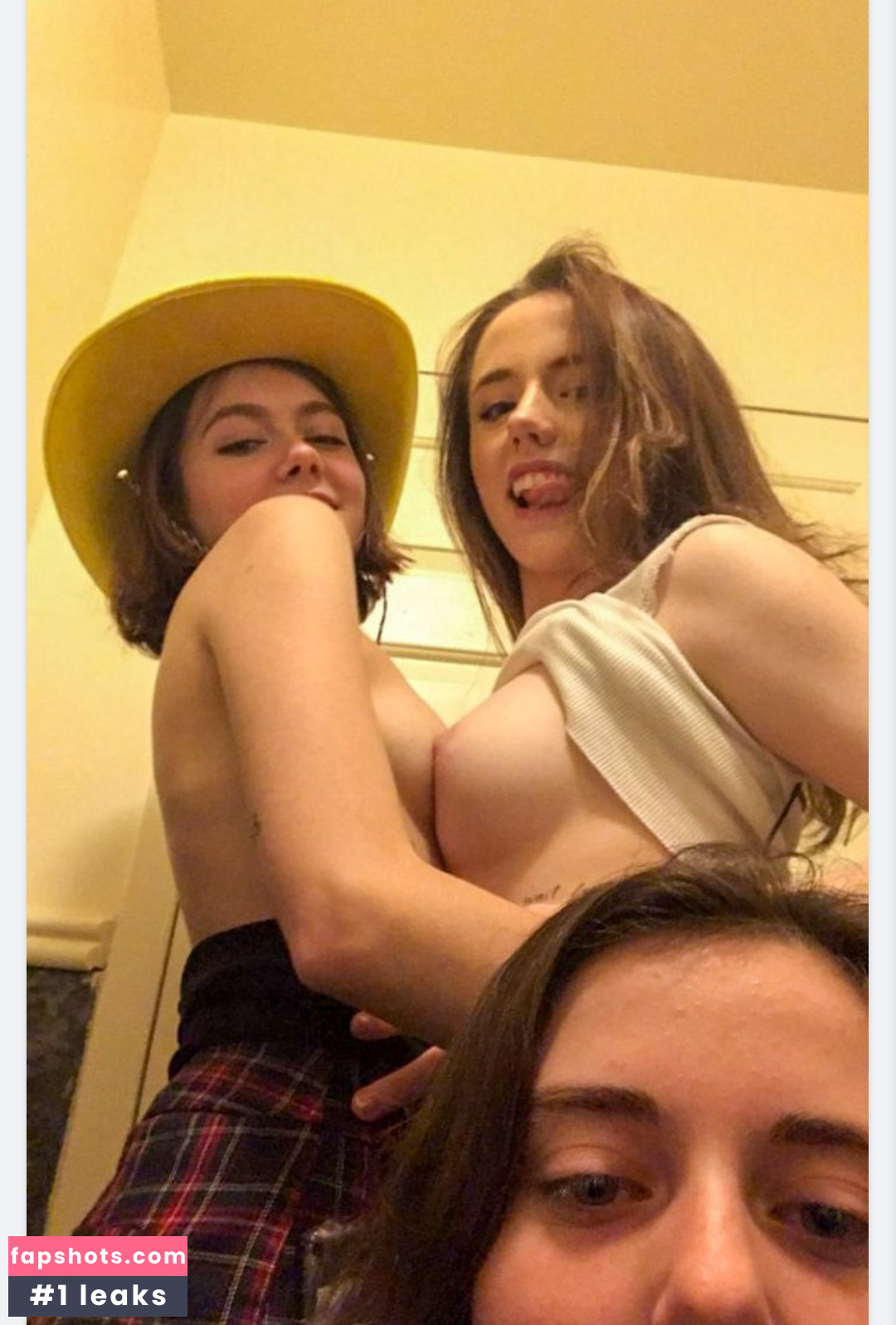 Lily Sheen gallery photo #34