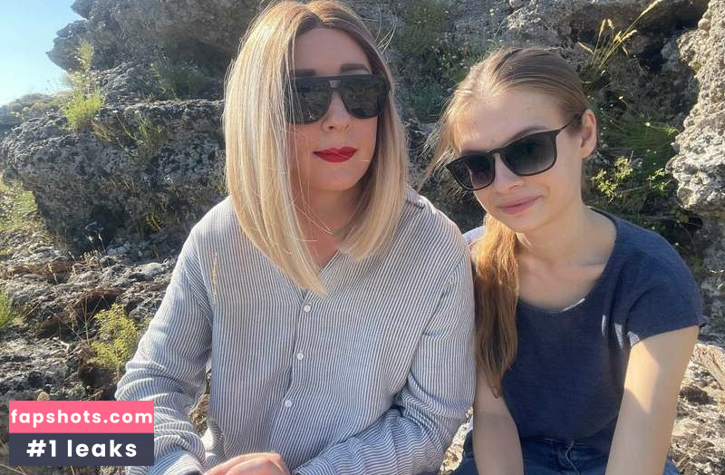 Lily Slutty gallery photo #17