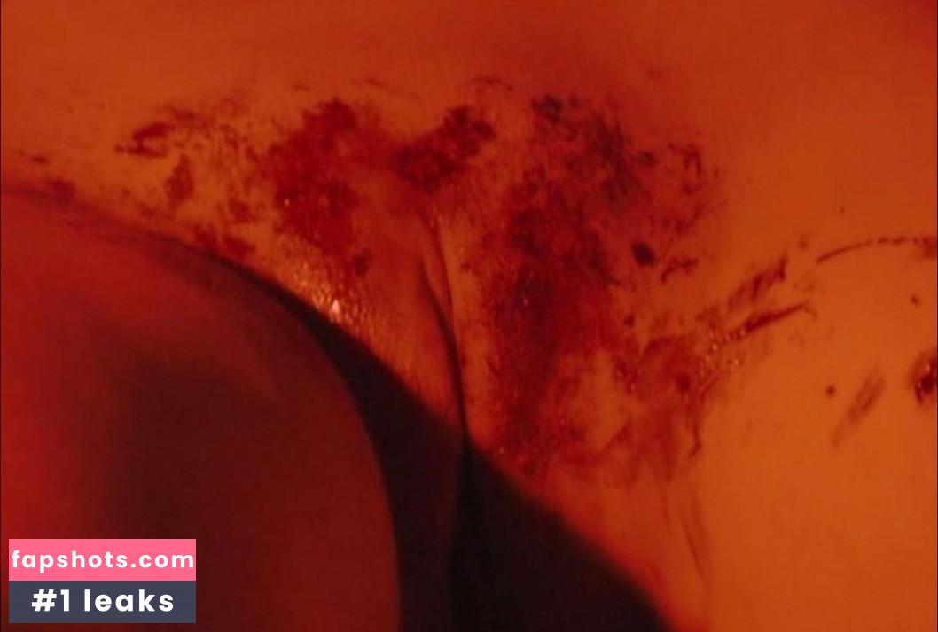 Lily St. Claire gallery photo #19