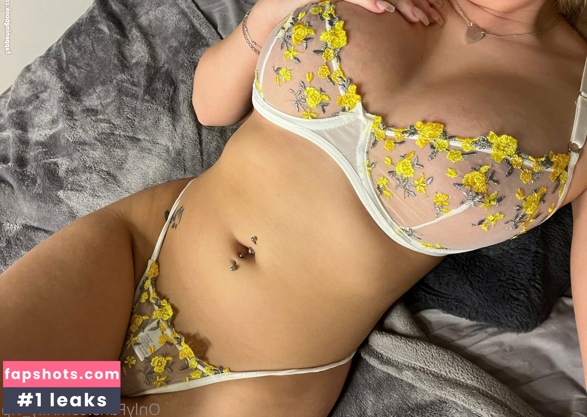 lily_vip gallery photo #14